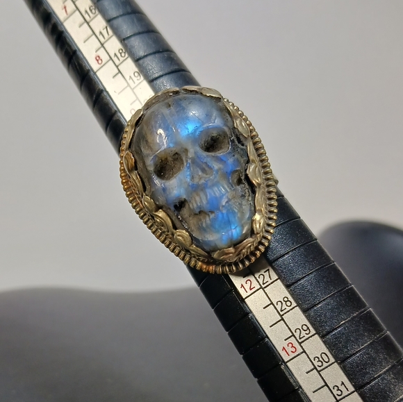 Large Tibetan Silver Labradorite Blue Skull Ring Size 11 " Adjustable - Picture 6 of 14